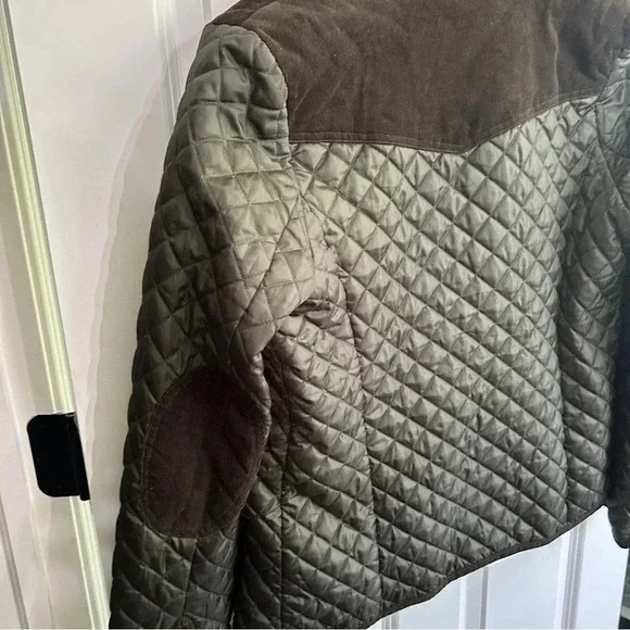 EUC Kut from the Kloth lightweight olive quilted jacket size Large Great details - Picture 6 of 11